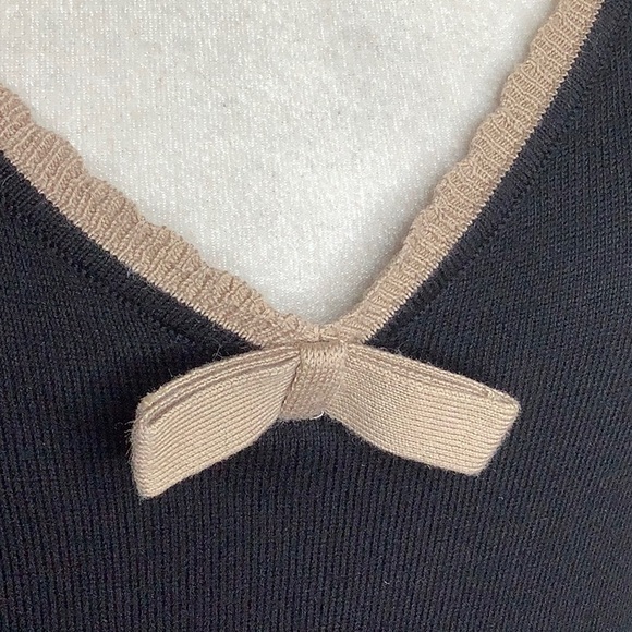 H&M Knit Blouse With Scalloped Trim And Bow Size S - Picture 6 of 12